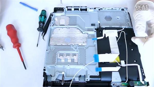 PS4 Slim拆解首发：主板竟然这么小！