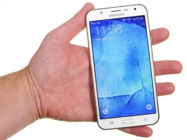 配3300毫安電池 三星Galaxy J7現身FCC 