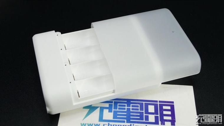 秒變移動電源！49元小米5號電池充電器拆解