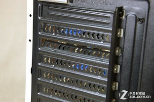 回歸主流玩家定位 AMD定制主機裝機解析 
