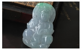 天然翡翠掛件--老坑冰種淺綠底伴嫩陽綠水潤晶瑩雙面精雕蓮臺觀音