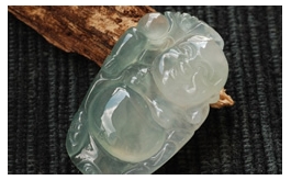 天然翡翠掛件--依山傍水老坑冰種水潤精巧笑立佛