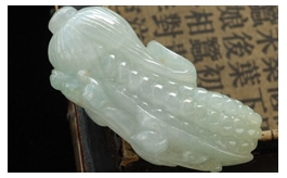 天然翡翠掛件-玉堂祥龍(有石紋)