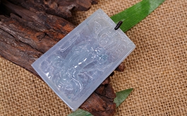 天然翡翠掛件--老坑冰種細潤晶瑩精工浮雕子岡牌優雅生動濟世觀音