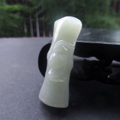 溫潤細膩和田玉節節高掛件
