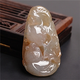 天然翡翠掛件--老坑冰種淺翡細膩瑩潤精雕年年有余