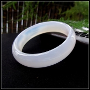 冰瑩圓潤(rùn)純天然白玉髓手鐲/玉緣軒正品