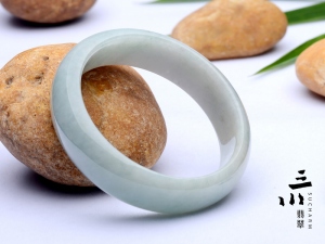 特價(jià)芋頭種晴水綠天然A貨翡翠圓鐲