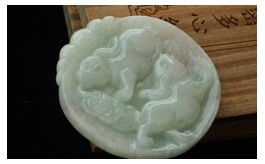 天然翡翠掛件-春意盎然老坑冰種吉祥玉兔大滿貫