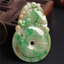 天然翡翠掛件--老坑糯種陽綠飄花伴淺黃翡雙面精雕福貝