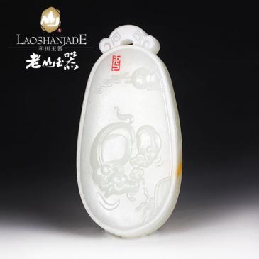 和田玉青白玉籽料掛件牛犢情深溫潤細膩