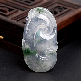 天然翡翠掛件--老坑冰玻種飄藍花瑩潤細膩精雕如意