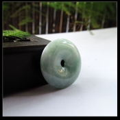 天然緬甸A貨淺油青翡翠玉平安扣吊墜