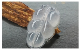 天然翡翠掛件--老坑冰玻種滿水晶瑩潤透飽滿圓潤小巧玲瓏精雕玉葉
