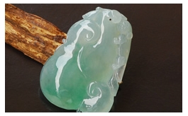 天然翡翠掛件--老坑冰種淺藍綠水潤晶瑩圓潤厚實雙面精雕萬事如意