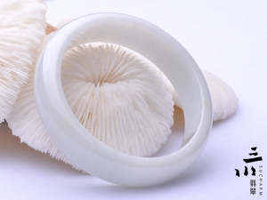 芋頭種天然A貨翡翠圓鐲