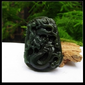 純天然新疆和田玉青玉辟邪騰龍吊墜