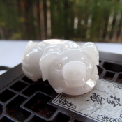 純天然緬甸a貨翡翠立體小豬吊墜