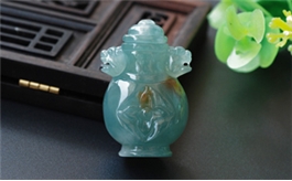 天然翡翠掛件--老坑冰種油青飄黃翡立體精雕雙龍玉瓶