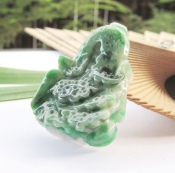 緬甸翡翠A貨滿翠色白菜(百財吊墜