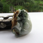 天然翡翠A貨三色如意獸吉祥掛件