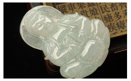 天然翡翠掛件-大氣凝重老坑冰種嫩綠觀音