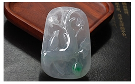 天然翡翠掛件--老坑冰種清雅瑩白底飄陽綠花雙面精雕喜上眉梢
