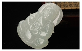 天然翡翠掛件-大氣凝重老坑冰種嫩綠觀音