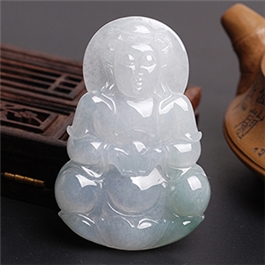 天然翡翠掛件--老坑冰糯種淺綠潤澤晶瑩精雕辟邪觀音