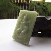 天然新疆和田玉自在觀音玉牌掛件