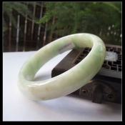 緬甸翡翠A貨水潤清新玉手鐲/緬甸玉石玉器鐲子/正品a貨緬甸玉手鐲送證書