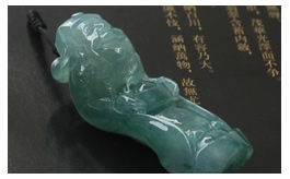 天然翡翠掛件--精品老坑冰種藍綠極細膩水潤晶瑩立體精雕財神爺