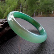 精致水潤純天然巴西綠瑪瑙玉手鐲