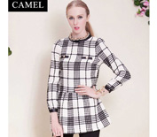 Camel駱駝女裝2015秋裝新款優雅黑白格子紋拼皮時尚長袖連衣裙C4DLY0112