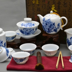 景德鎮12頭藍牡丹茶具高檔青花禮品茶具套裝