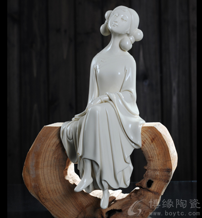 含胎花家居裝飾白瓷仕女人物雕塑工藝品美女?dāng)[件工藝禮品福建省工藝美術(shù)師——馮美蓮