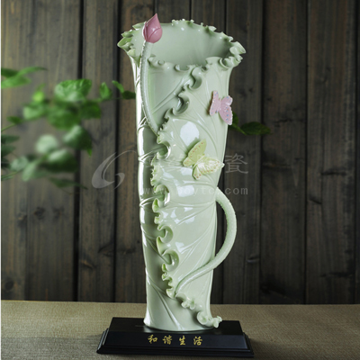 和諧生活陶瓷荷葉插花花器現(xiàn)代家居裝飾辦公桌面花瓶結(jié)婚禮品