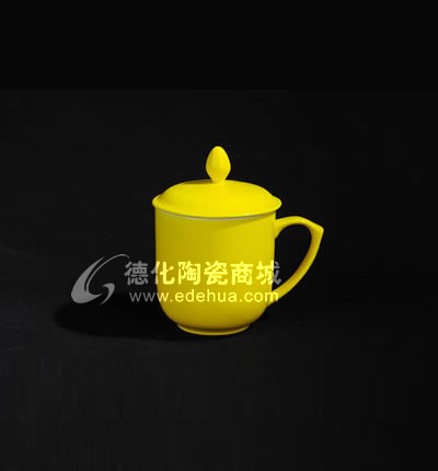 黃釉個(gè)人杯