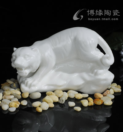 十二生肖--虎德化白瓷動物雕塑工藝擺件本命年禮物