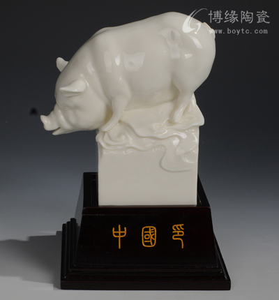 生肖豬中國(guó)印德化白瓷動(dòng)物雕塑個(gè)人印章本命年禮物工藝品擺件