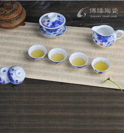 玲瓏國(guó)色天香8入功夫茶具青花茶具鐵觀音蓋碗玉瓷茶具