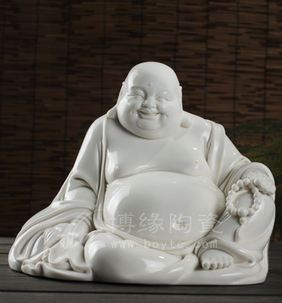 大披坐彌勒陶瓷笑佛擺件德化白瓷客廳裝飾工藝品