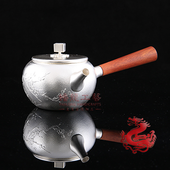 暗香木柄泡茶壺
