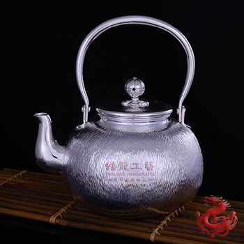 樹皮紋銀壺(小)