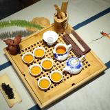 玲珑青花牡丹茶壶陶瓷功夫茶具套装配竹制一方天茶盘