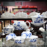 8頭新品景德鎮(zhèn)青花瓷茶具蝶戀花青瓷茶具釉中彩陶瓷茶具套裝