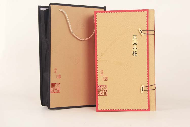 三兩一茶一心小種禮盒(金)