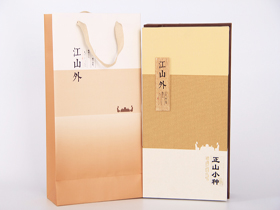 三兩江山外正山小種禮盒(金)