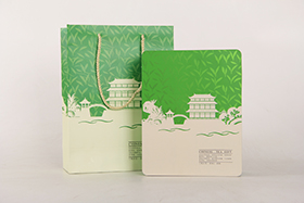 綠色公版樓鐵罐