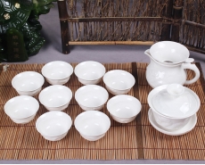 群龍浮雕陶瓷茶具套裝